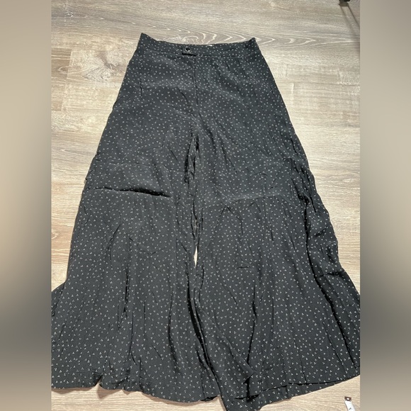 Anthropologie Wide Leg Printed Pants- 6 - Picture 1 of 9
